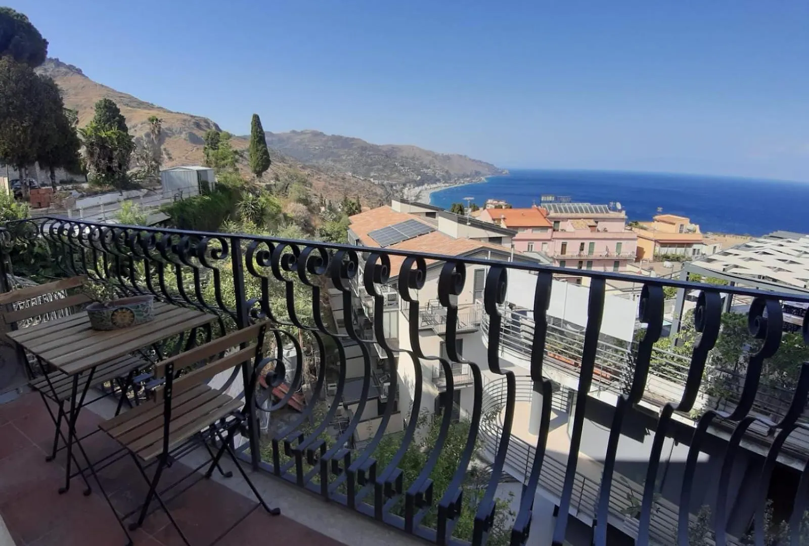 Fm Panoramic House Taormina Centerアパートメント 0*,  イタリア